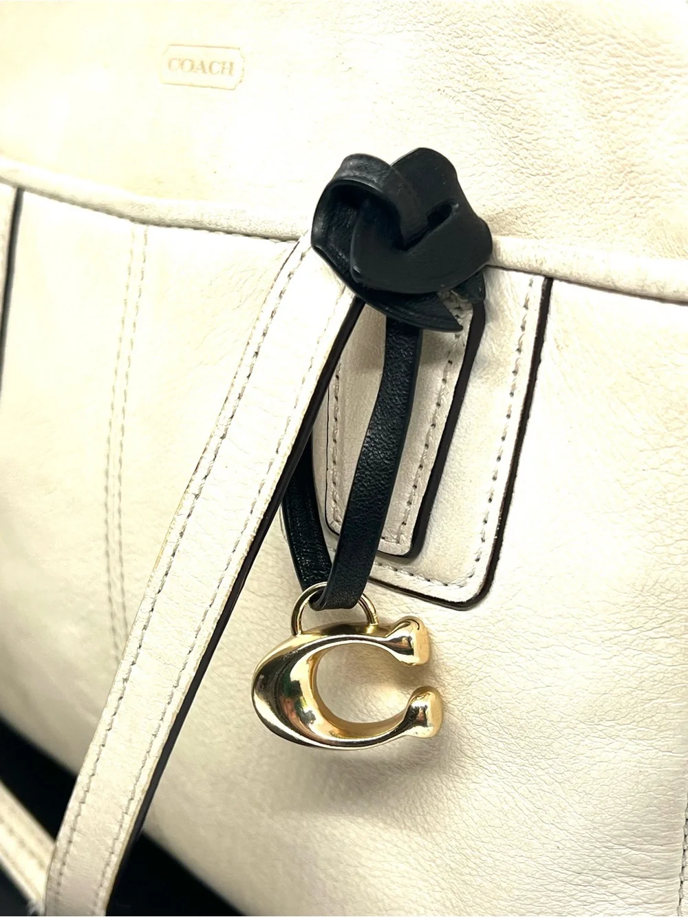 Coach Black Leather Loop Signature C Bag Charm Keychain Gold Tone Hangtag EUC